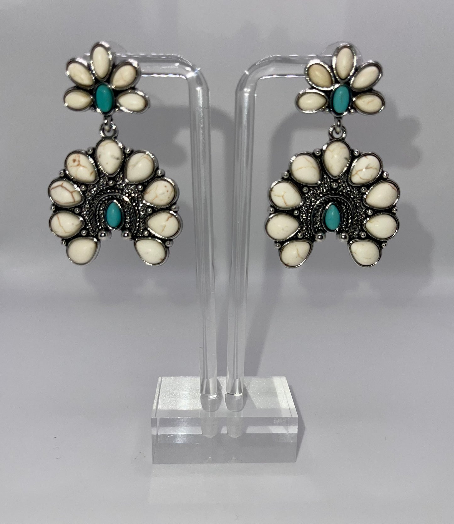 Quicksand Floral Earring and Ring Set