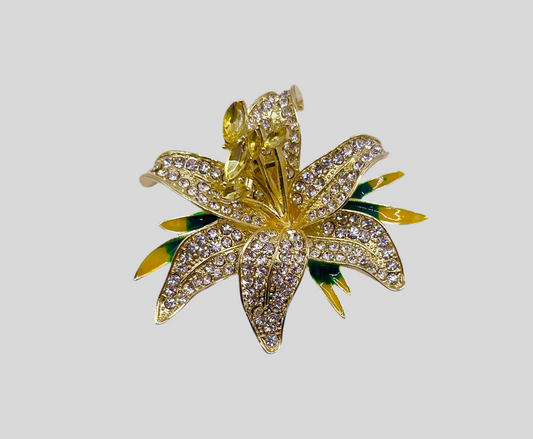 Queen Brooch - Lily
