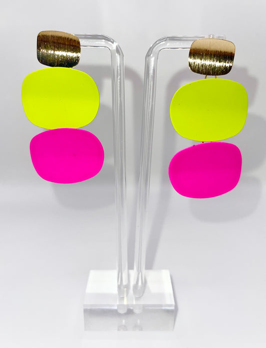 Book the Vacay Drop Earrings