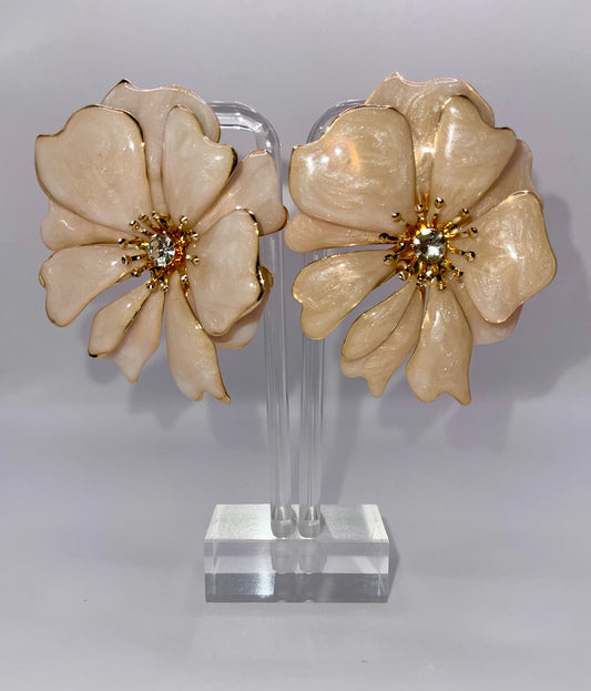 Dusty Rose Floral Stud Earrings