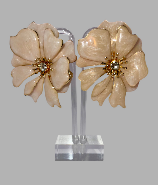 Dusty Rose Floral Stud Earrings