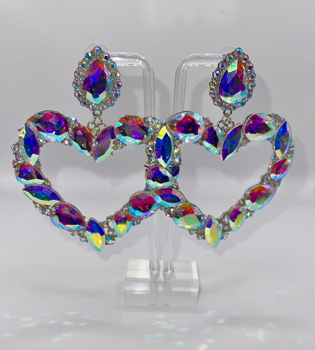LUXE XOXO Heart Drop Earrings