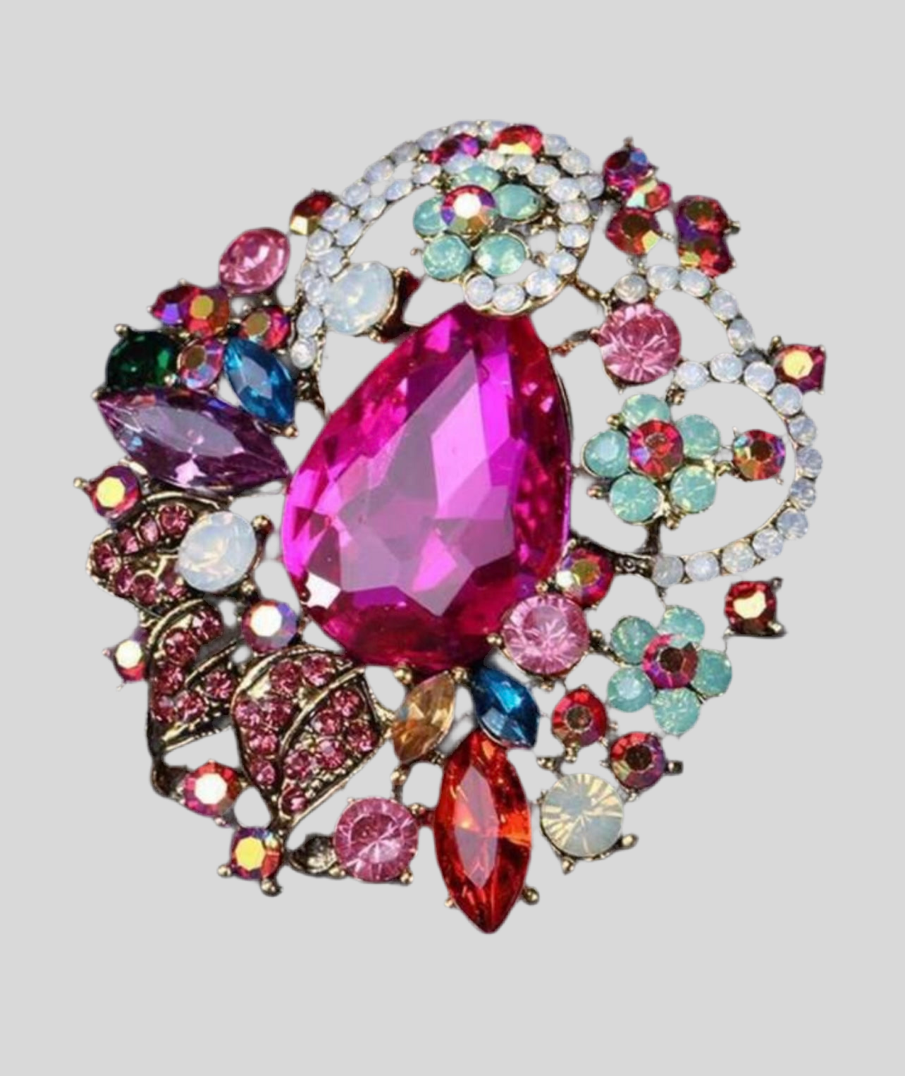 Queen Brooch - Boho Chic
