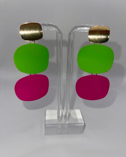 Book the Vacay Drop Earrings