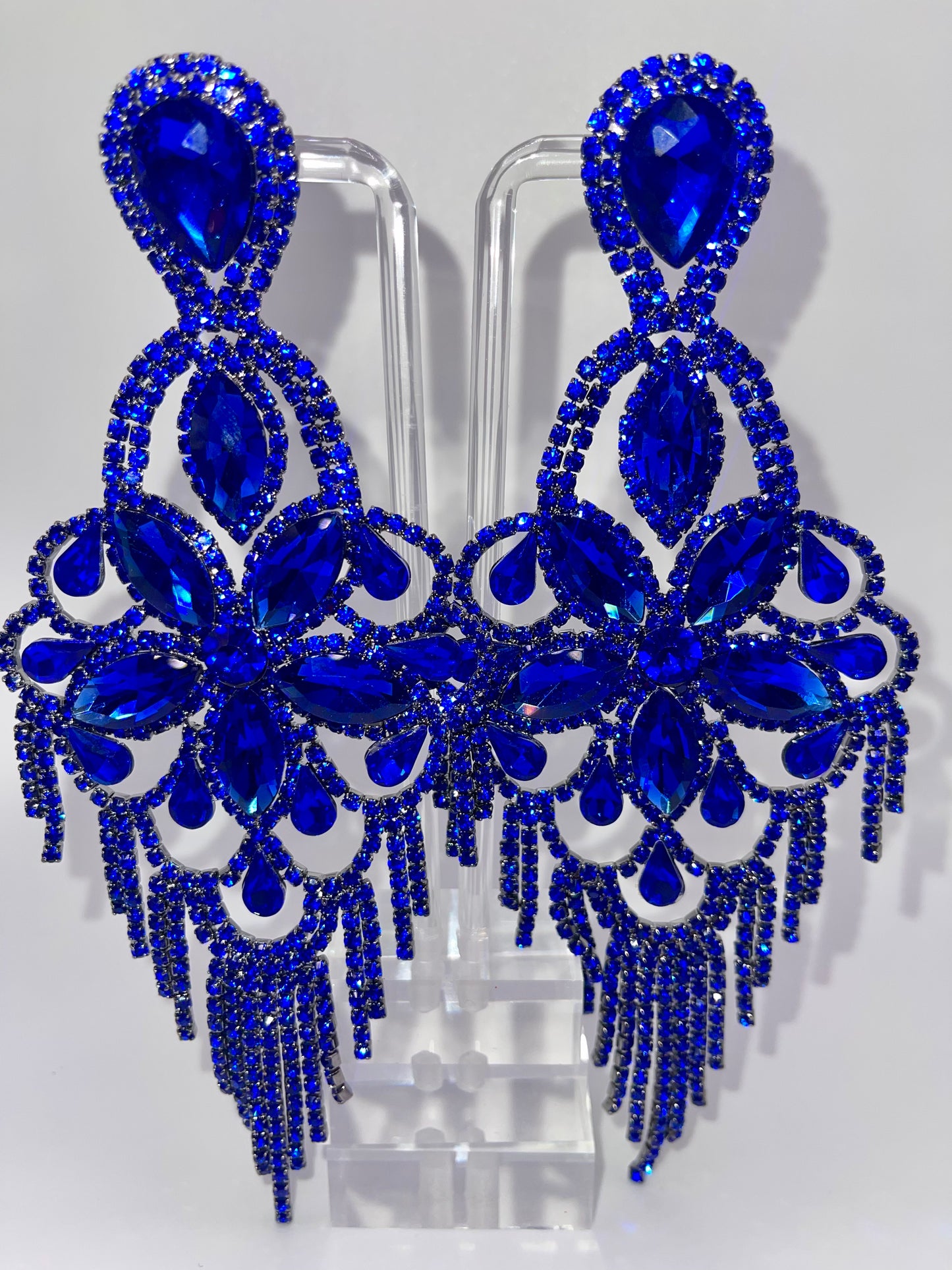 LUXE Give Them The Blues Dreamcatcher Chandelier Earrings