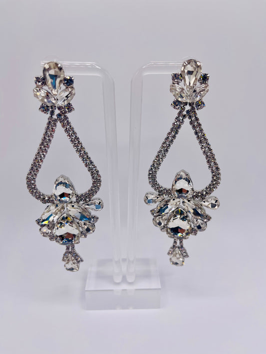 LUXE Droplet Chandelier Earrings