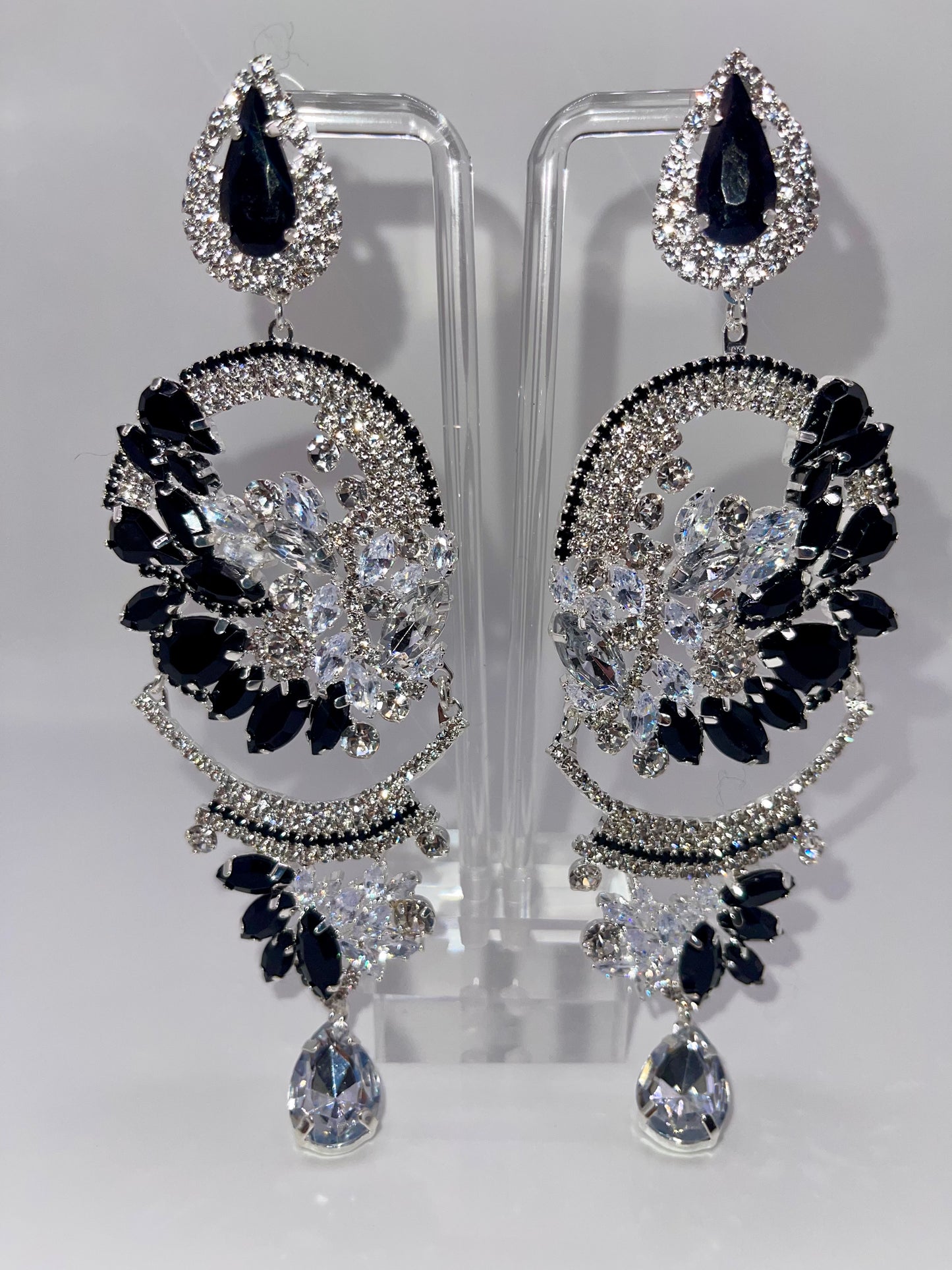 LUXE In Perfect Harmony Drop Earrings